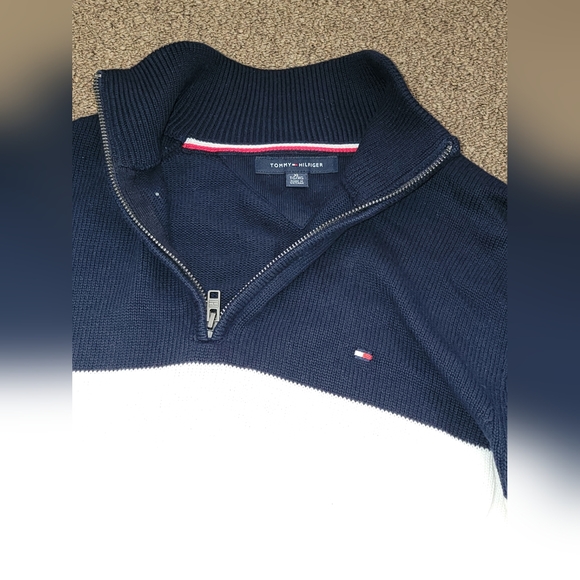 Tommy Hilfiger Sweater - Picture 3 of 6
